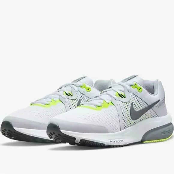 NWT Nike Zoom Prevail